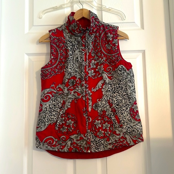 Only worn once-  Reversible Leopard Paisley Swirled Vest - Picture 2 of 4